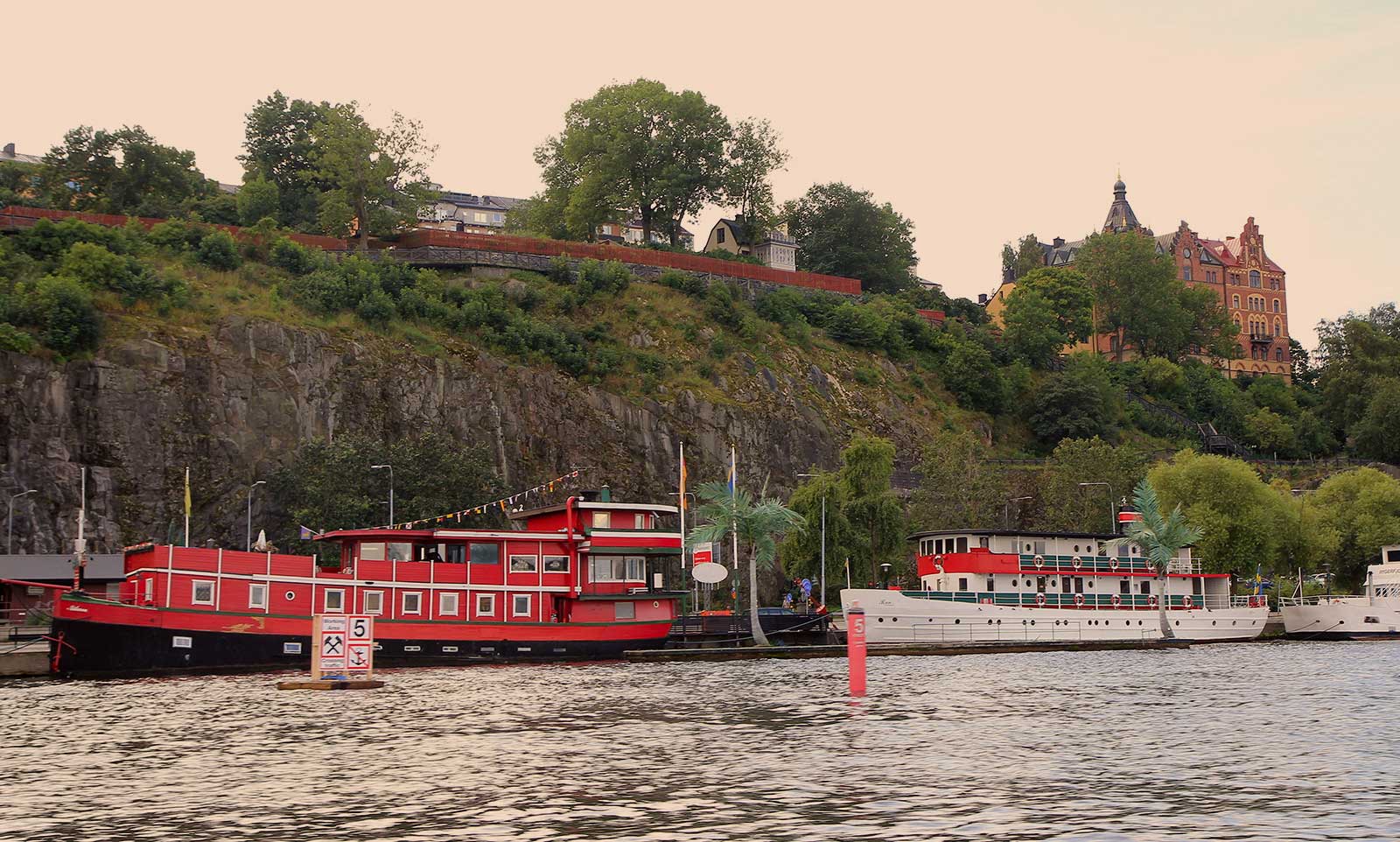 The Red – The Boat and Ran Stockholm